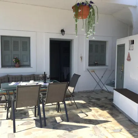 Fotini Apartament Emborios