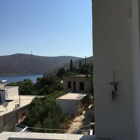 アパート Fotini *