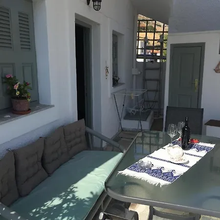 Fotini Apartment